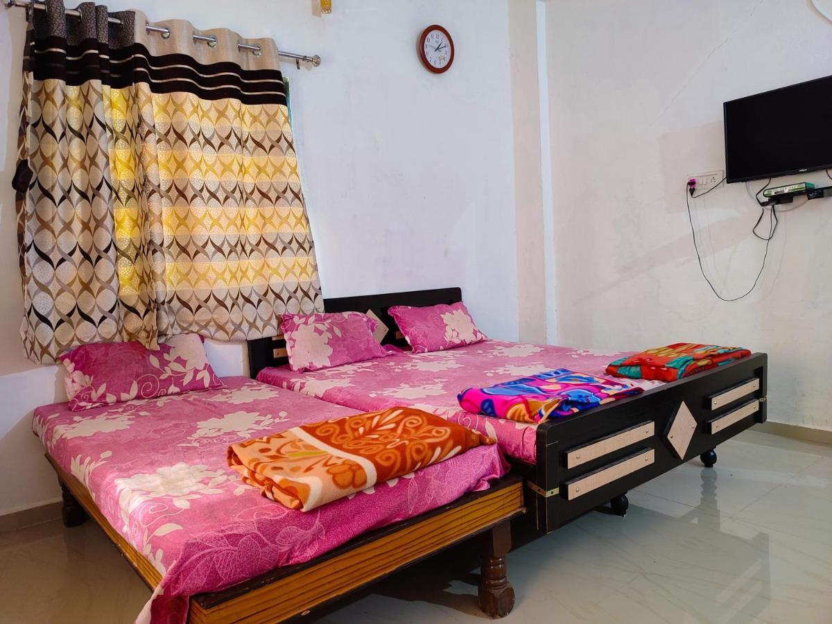 V J Farmstay Garudeshwar Exterior photo