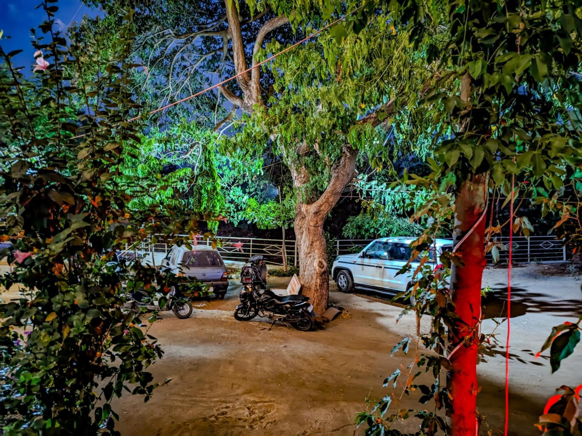 V J Farmstay Garudeshwar Exterior photo